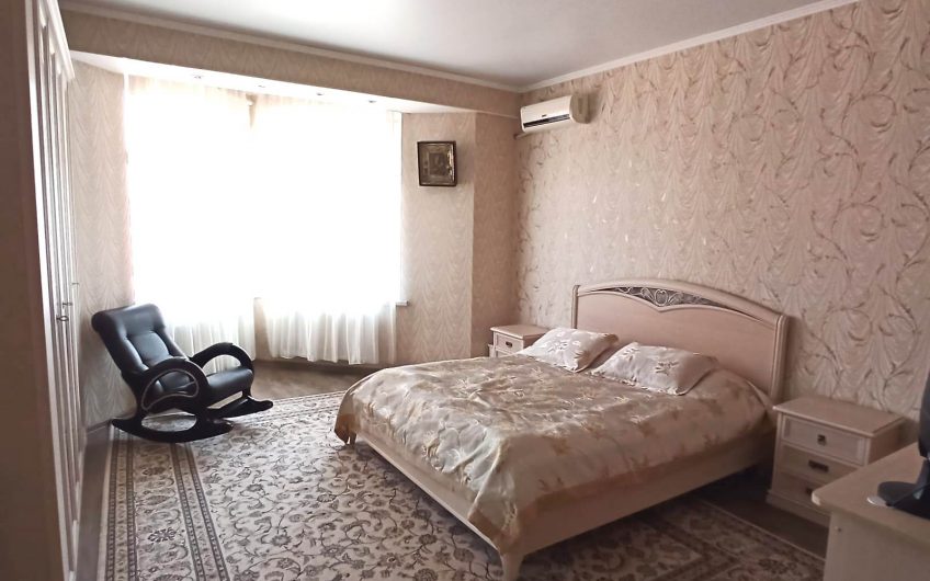Просторная квартира 155 кв.м в центре Таганрога