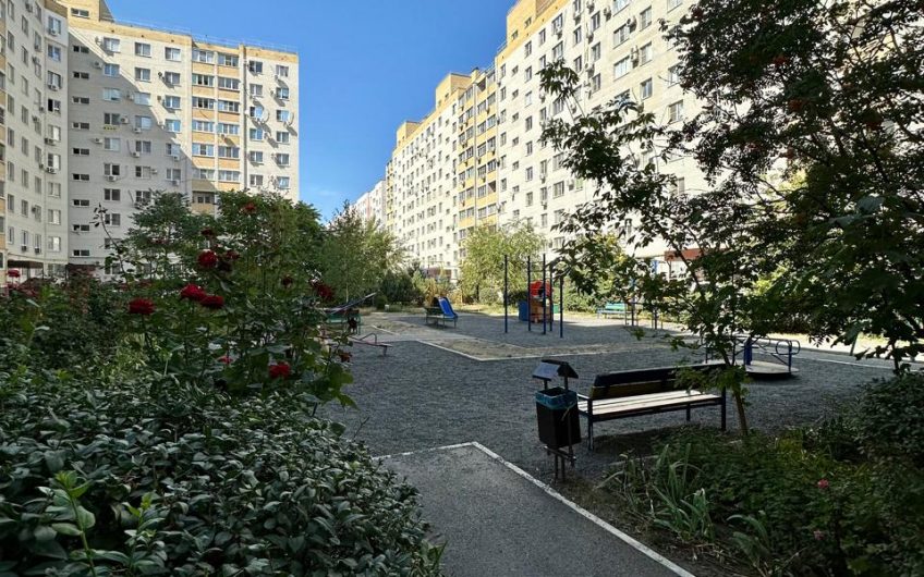 Продается  1 к.кв. — Русское поле.