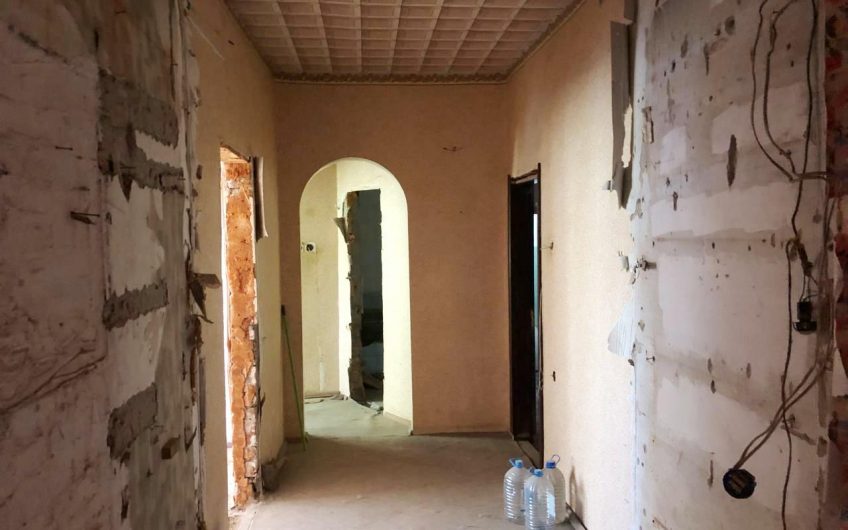 4 комн. квартира — ул. Морозова